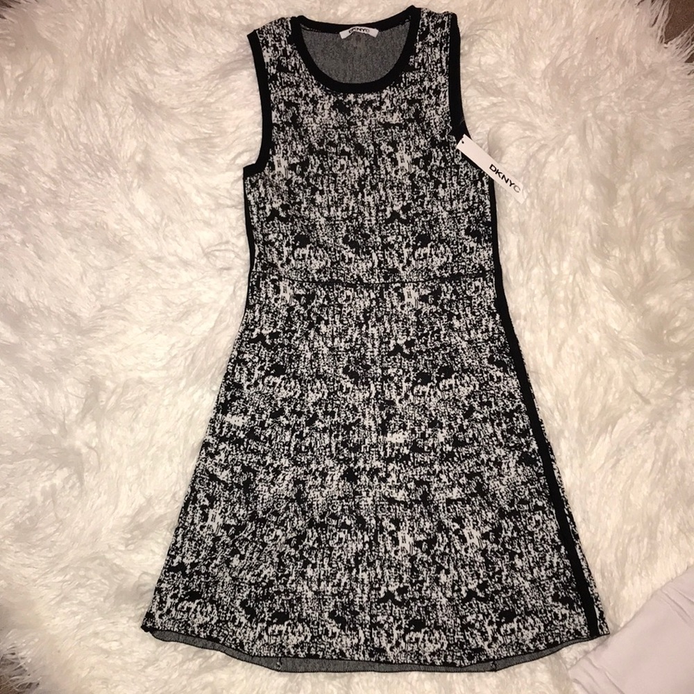 NWT DKNYC A-line Printed Knit Dress XSMALL